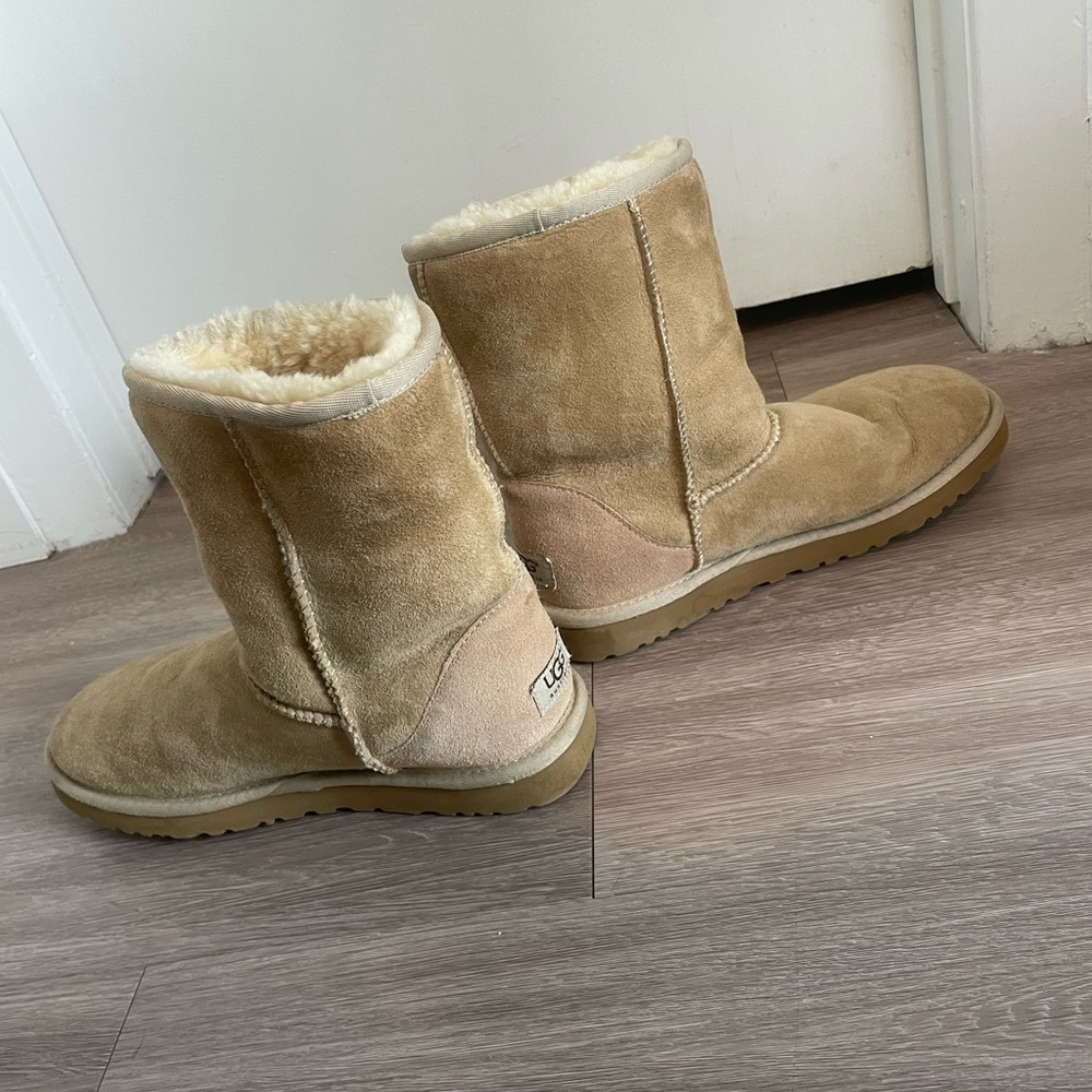 Ugg boots - Picture 4 of 4